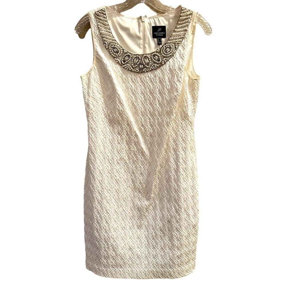 Adrianna Papell Sleeveless Cocktail Dress Beaded Neckline Cream Size 4